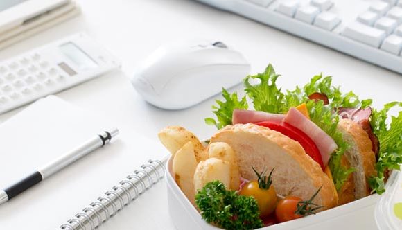 Watch What You Are Eating At Work To Keep That Extra Weight Off