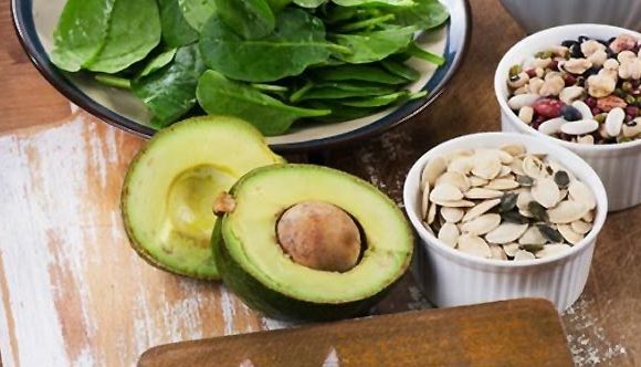 4 Ways Spinach Helps Manage Your Acidity