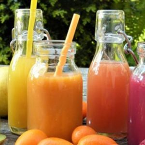 7 Raw Vegetable Juices That Detoxify Your Body