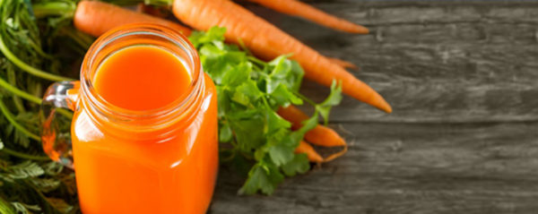 Carrot & black grape detox juice