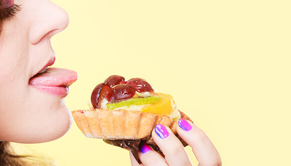 Sugar Addiction? Easy Ways to Tame Your Sweet Tooth!